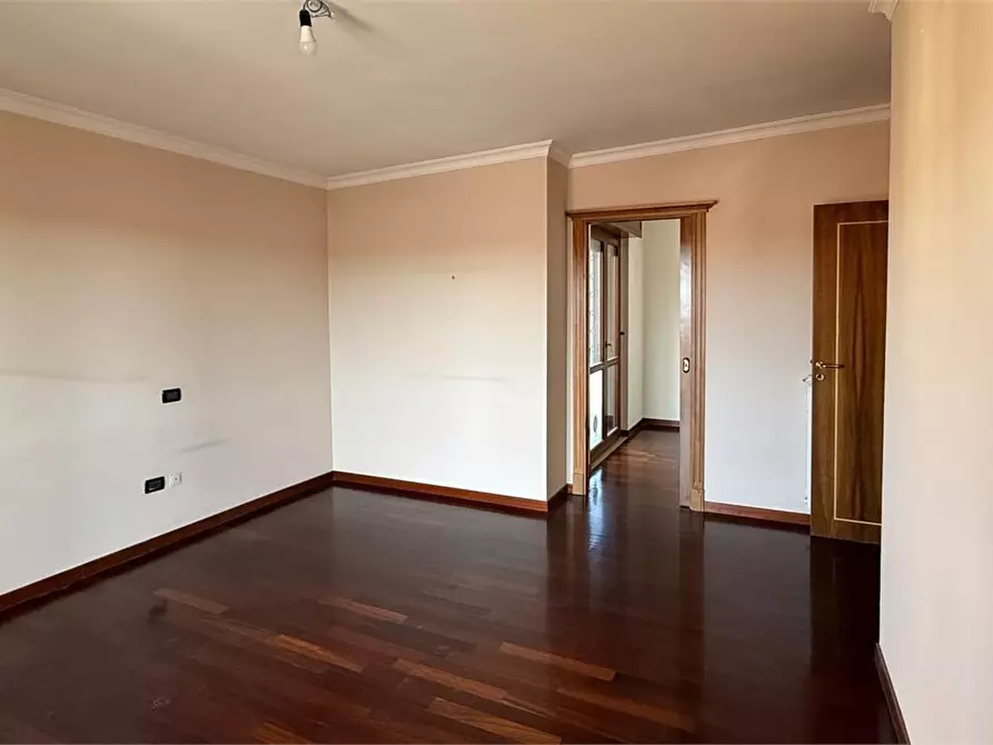 Immagine 8 di Appartamento in vendita  30 a Orta Di Atella