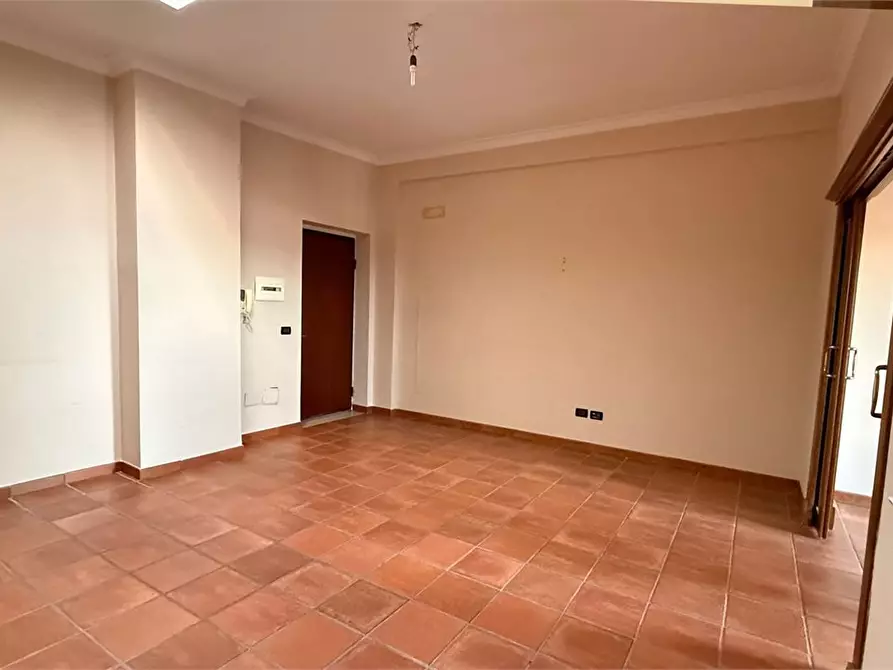 Immagine 2 di Appartamento in vendita  30 a Orta Di Atella