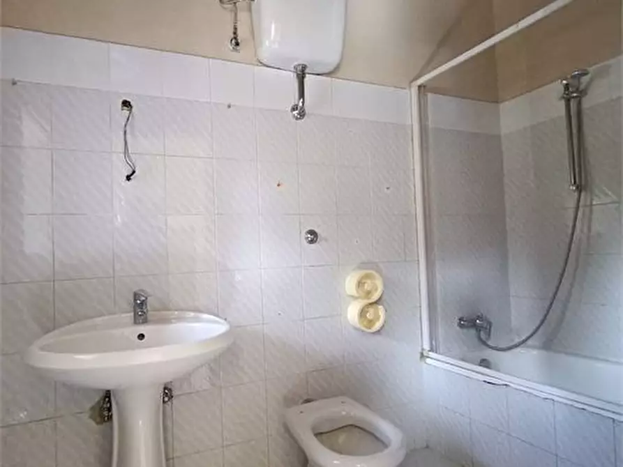 Immagine 6 di Appartamento in vendita  a Orta Di Atella