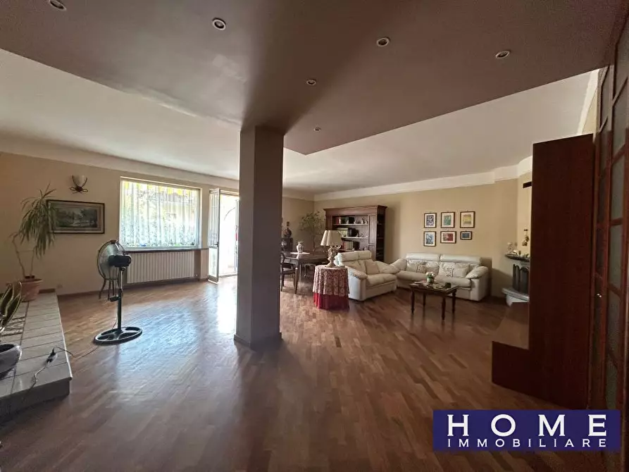 Immagine 6 di Appartamento in vendita  a Orta Di Atella