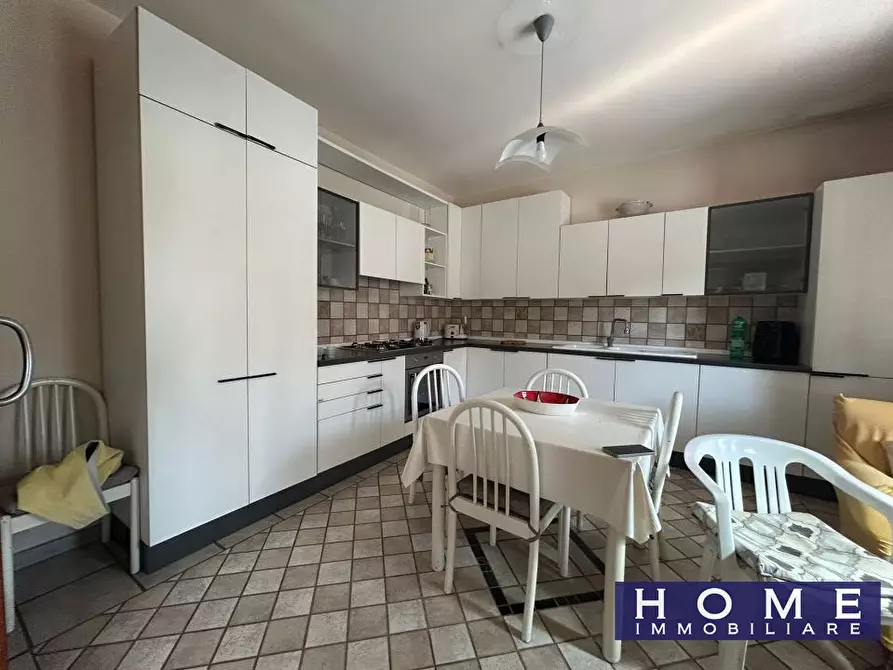 Immagine 4 di Appartamento in vendita  a Orta Di Atella