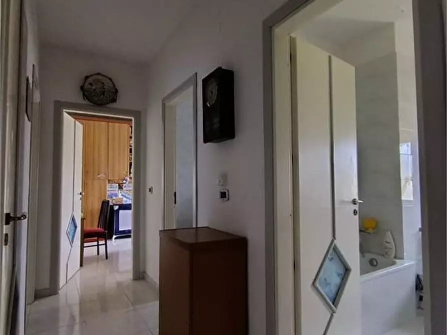 Immagine 8 di Appartamento in vendita  a Capua