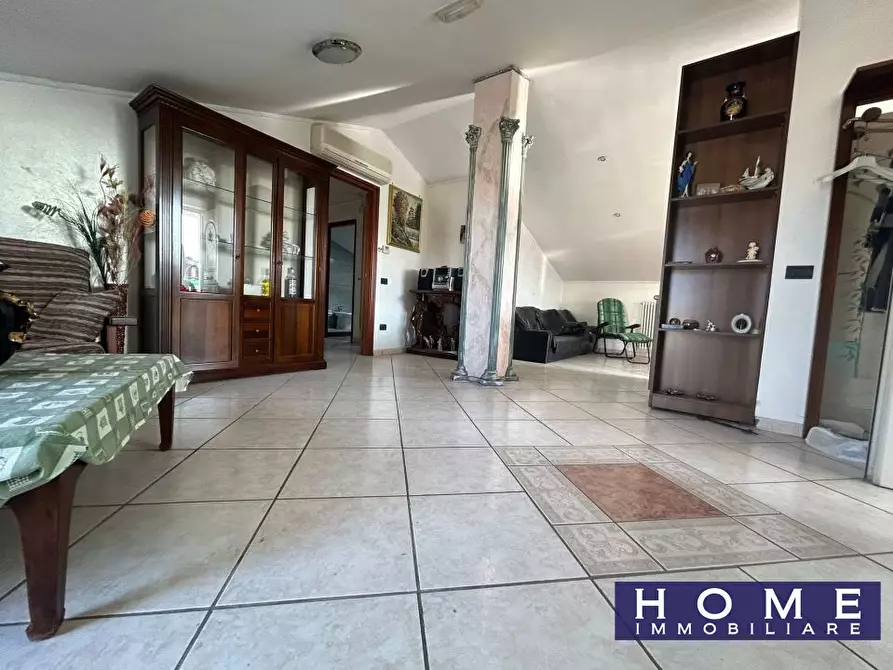 Immagine 2 di Appartamento in vendita  a Orta Di Atella