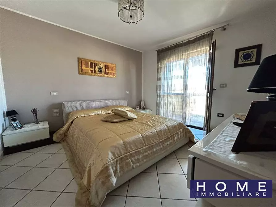 Immagine 5 di Appartamento in vendita  a Orta Di Atella