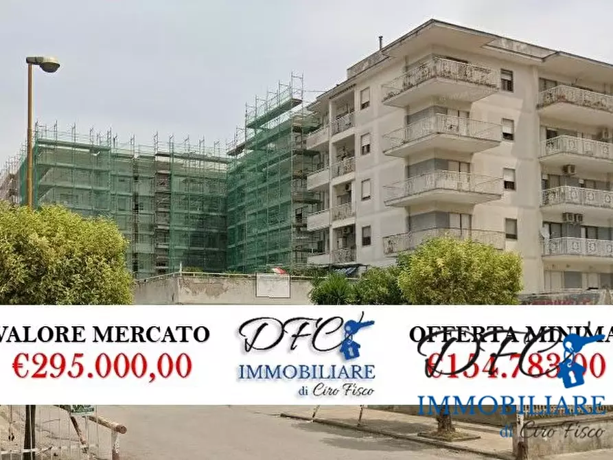 Immagine 1 di Appartamento in vendita  a Aversa