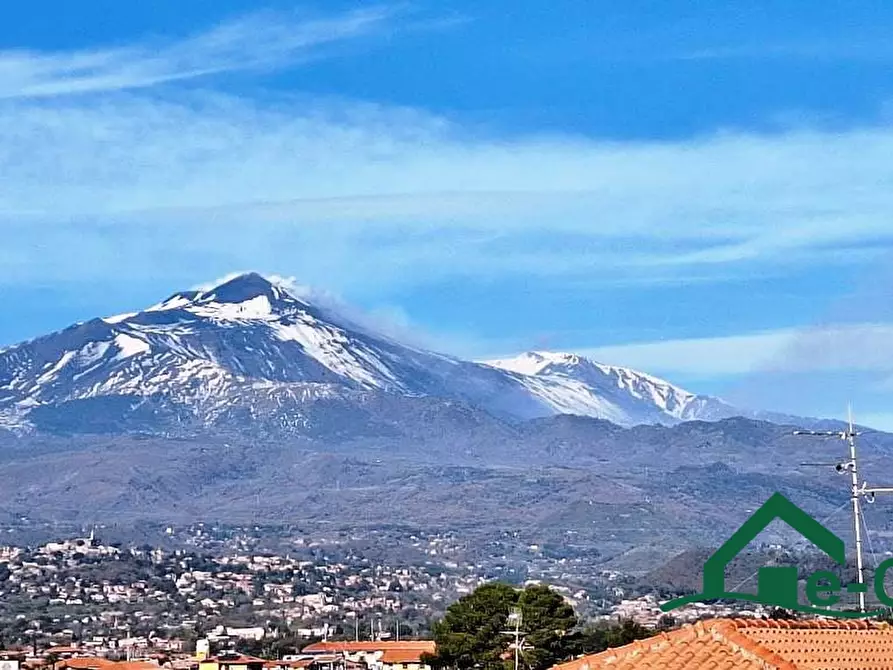 Immagine 1 di Appartamento in vendita  7 a San Gregorio Di Catania