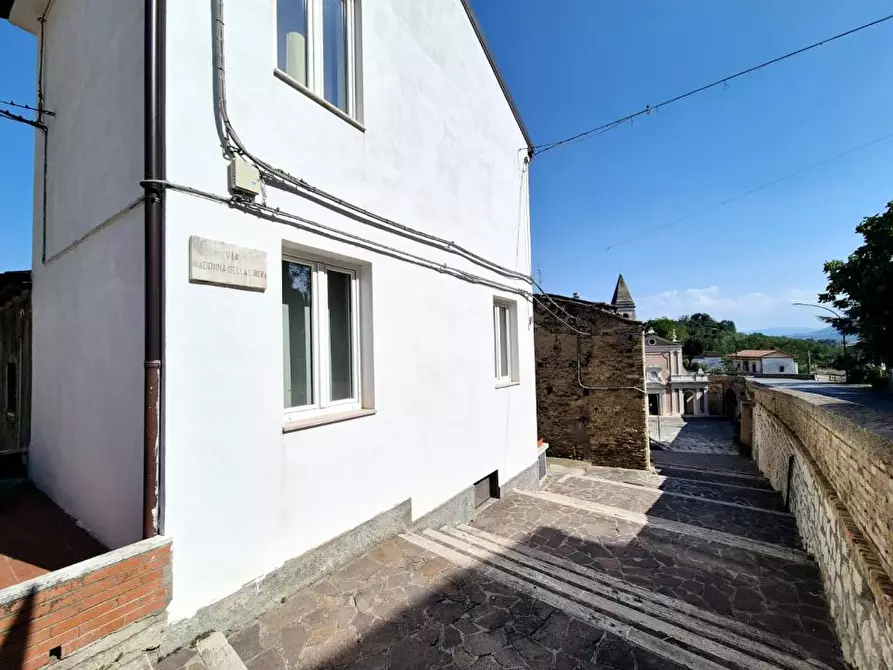 Immagine 3 di Appartamento in vendita  6 a Filetto