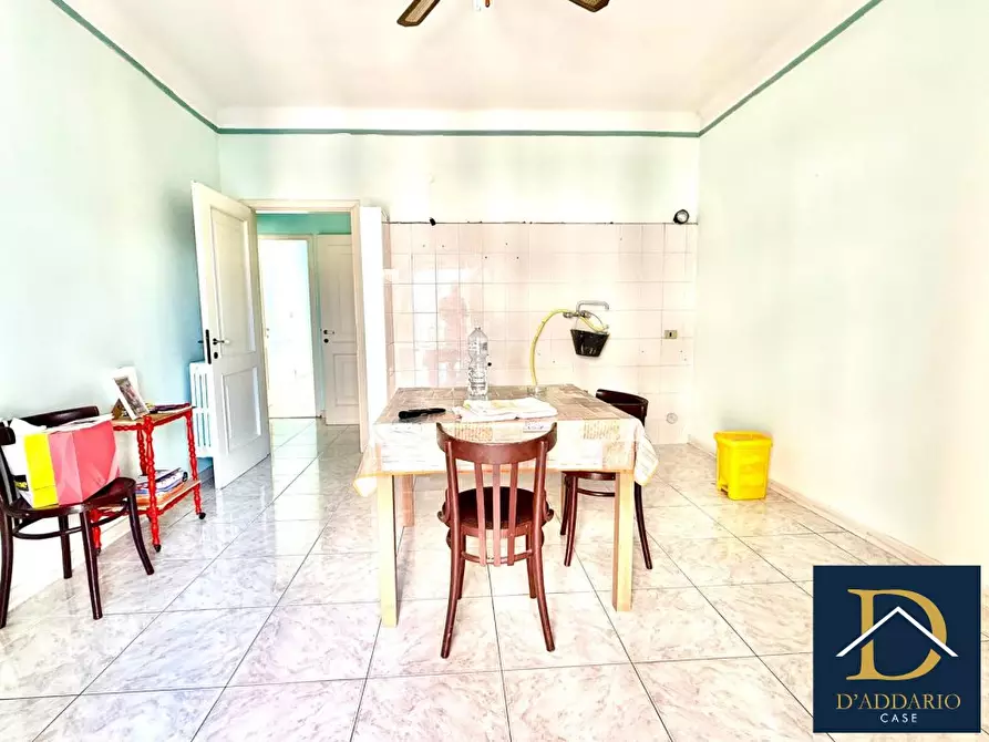 Immagine 4 di Appartamento in vendita  96 a Taranto