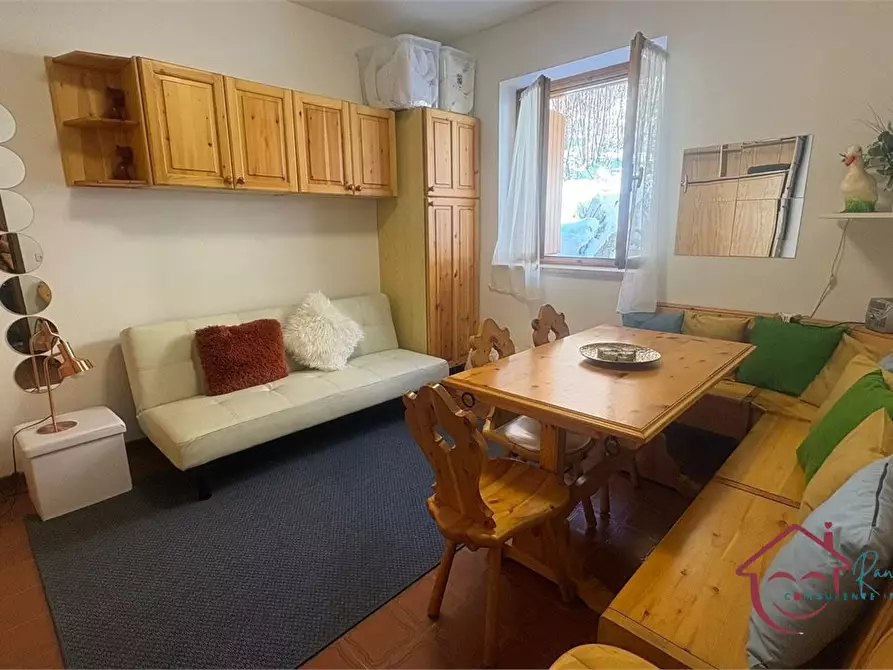 Immagine 1 di Appartamento in vendita  37 a Roburent