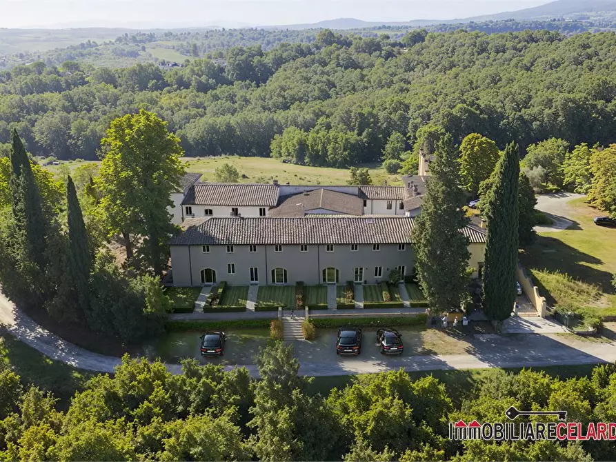 Immagine 1 di Appartamento in vendita  a Gambassi Terme