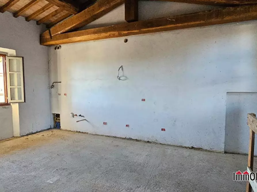 Immagine 2 di Appartamento in vendita  a Gambassi Terme