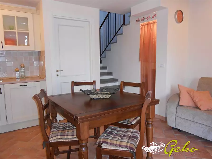 Immagine 2 di Appartamento in vendita  a Gambassi Terme