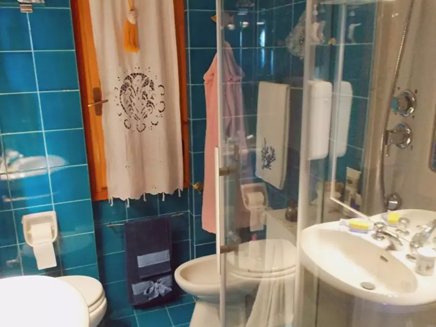 Immagine 4 di Appartamento in vendita  a Rapallo