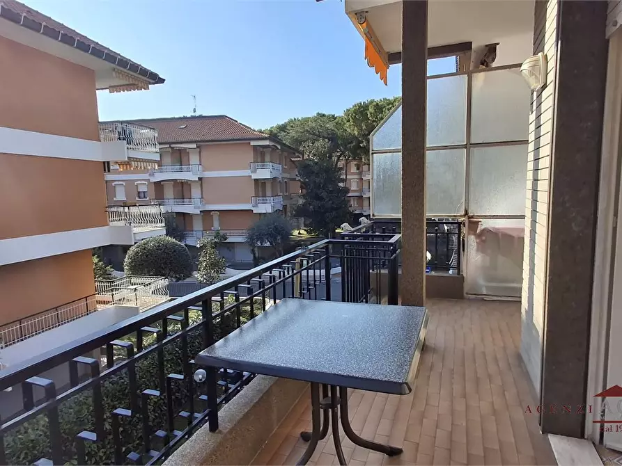 Immagine 9 di Appartamento in vendita  a Bordighera