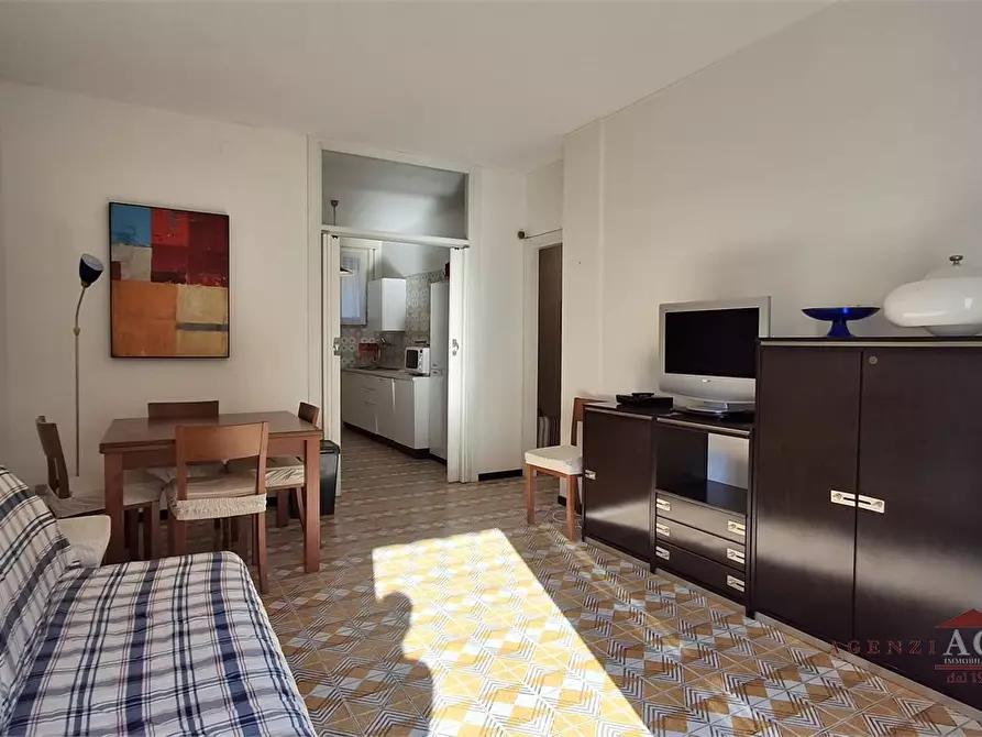 Immagine 3 di Appartamento in vendita  a Bordighera