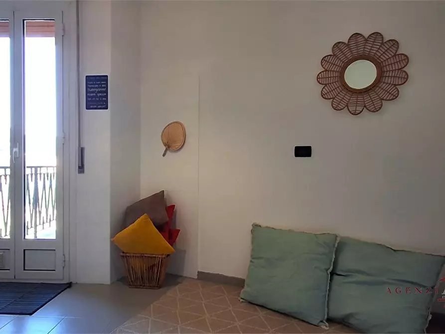 Immagine 10 di Appartamento in vendita  53 a Vallecrosia