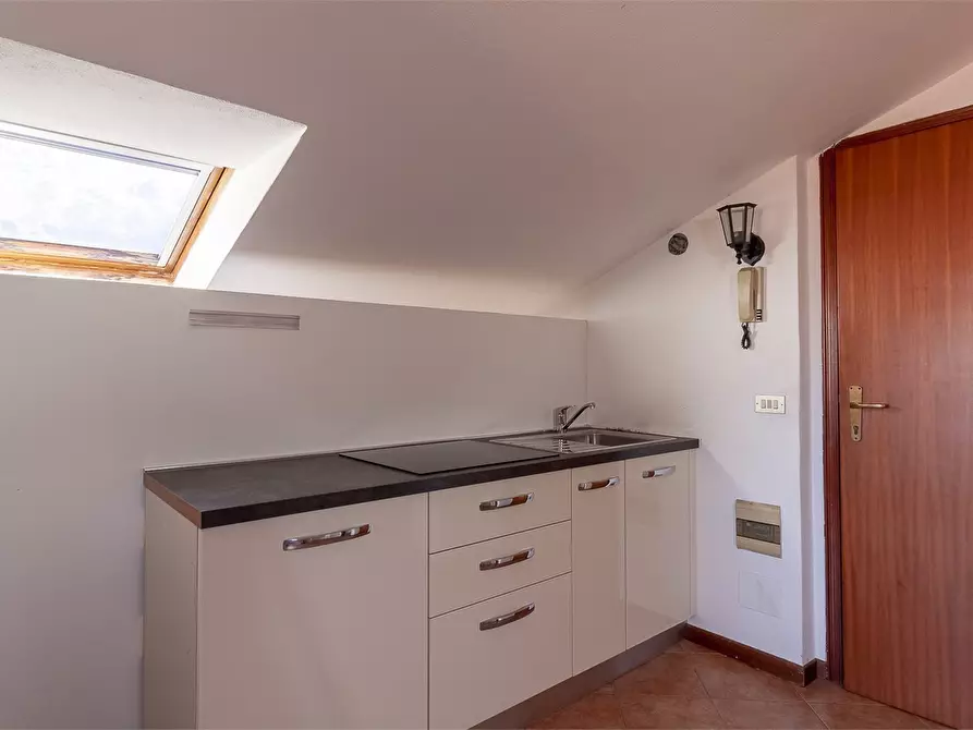 Immagine 2 di Appartamento in vendita  3/A a Mandello Del Lario