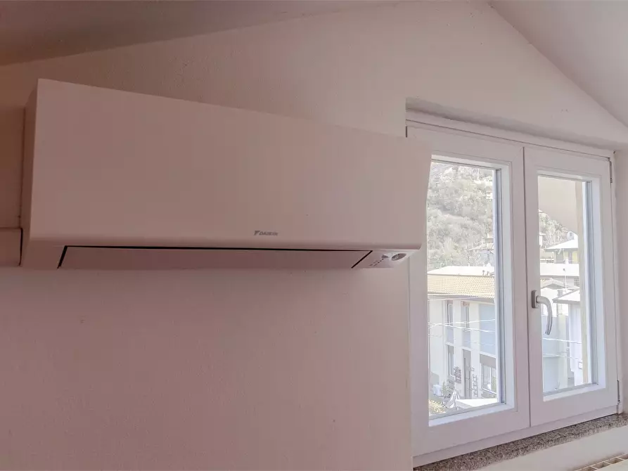 Immagine 6 di Appartamento in vendita  3/A a Mandello Del Lario