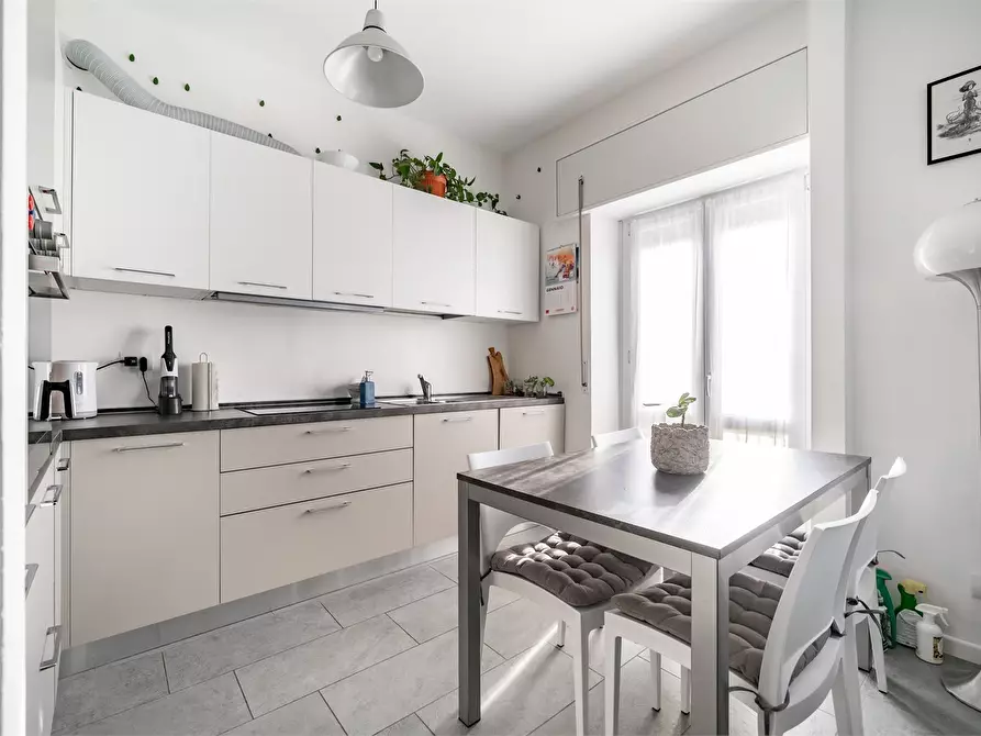 Immagine 5 di Appartamento in vendita  3 a Lecco