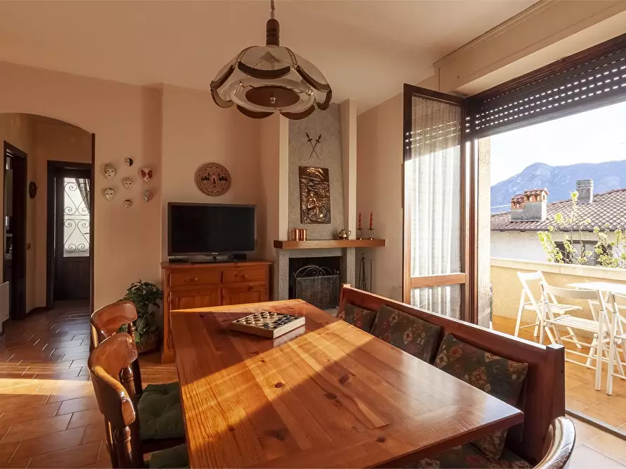 Immagine 4 di Appartamento in vendita  3 a Lierna