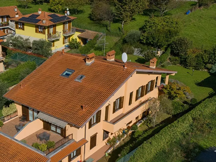 Immagine 2 di Appartamento in vendita  32 a Lierna