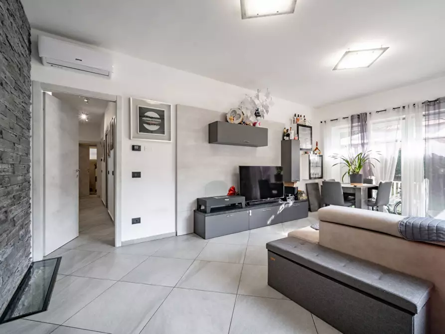 Immagine 7 di Appartamento in vendita  17/2 a Mandello Del Lario