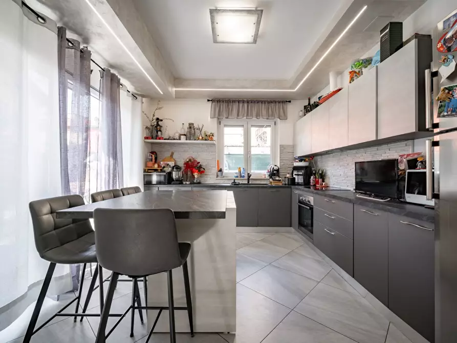 Immagine 4 di Appartamento in vendita  17/2 a Mandello Del Lario