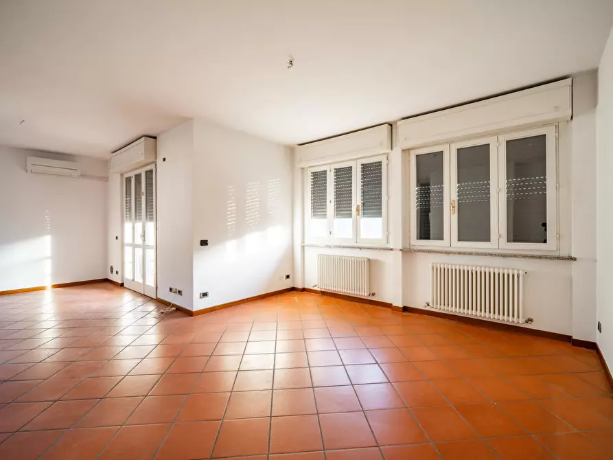 Immagine 3 di Appartamento in vendita  12 a Mandello Del Lario