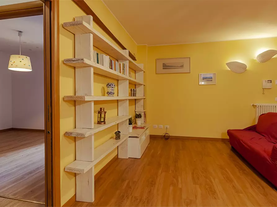 Immagine 10 di Appartamento in vendita  1 a Mandello Del Lario