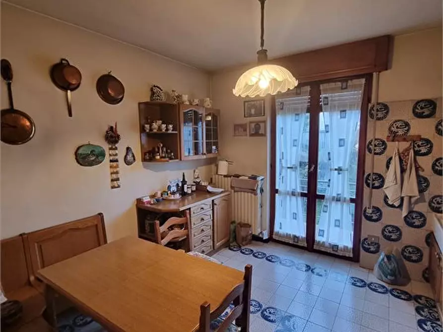 Immagine 10 di Appartamento in vendita  a Esino Lario