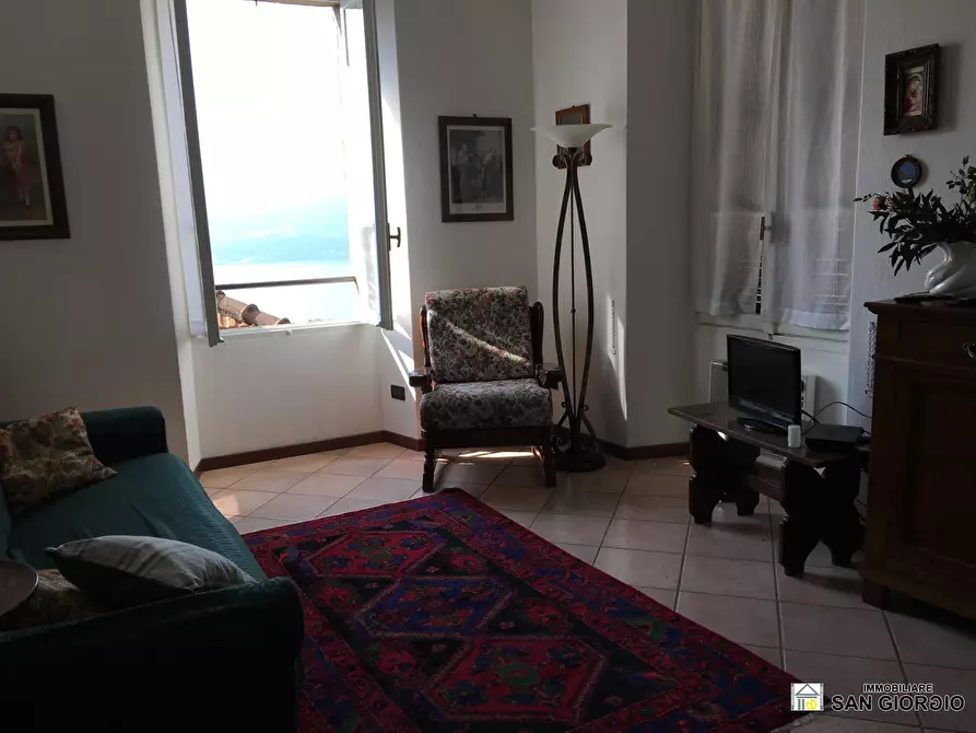 Immagine 1 di Appartamento in vendita  a Perledo