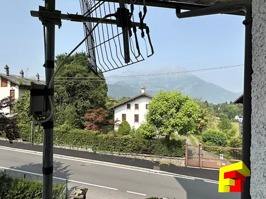 Immagine 10 di Appartamento in vendita  15 a Cremeno