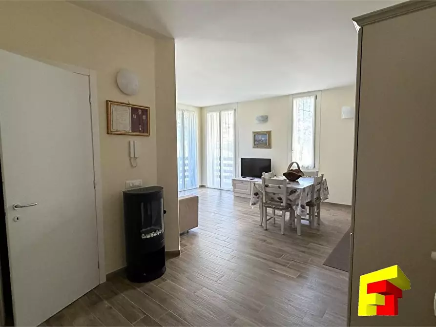 Immagine 1 di Appartamento in vendita  8 a Moggio