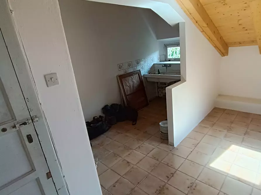 Immagine 5 di Appartamento in vendita  a Rosignano Marittimo