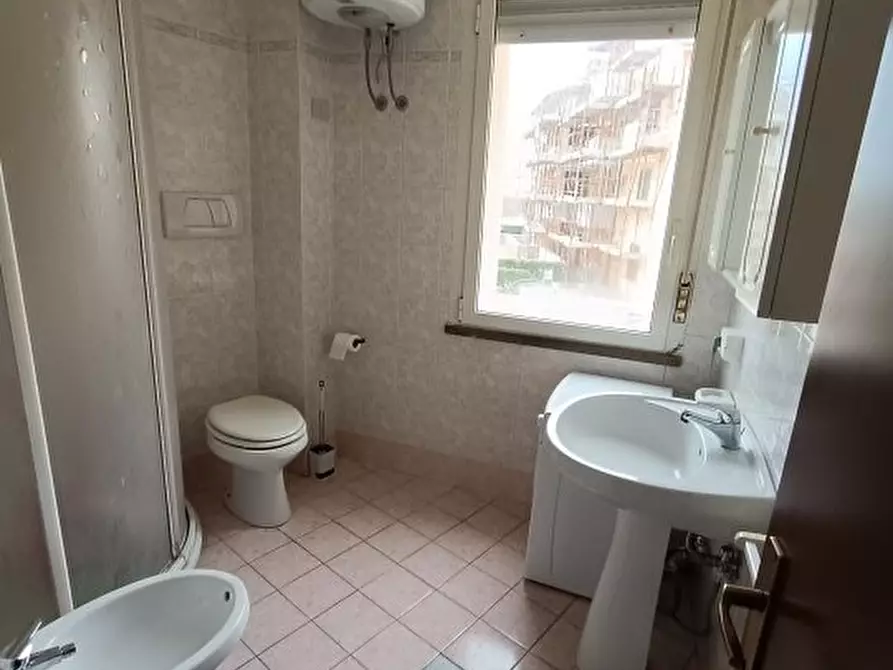 Immagine 10 di Appartamento in vendita  a Rosignano Marittimo