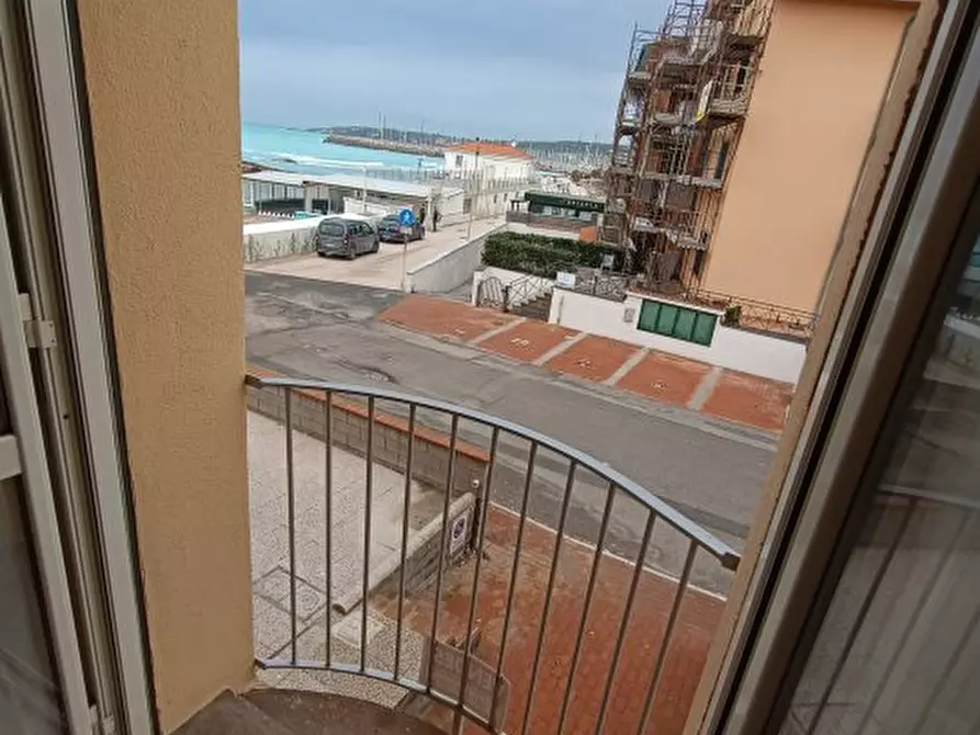 Immagine 4 di Appartamento in vendita  a Rosignano Marittimo