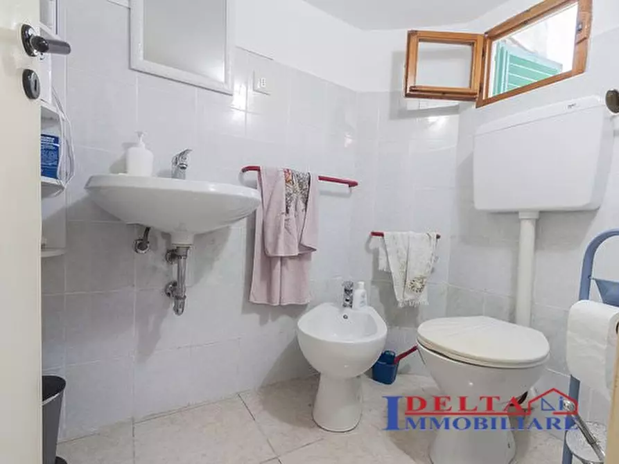 Immagine 9 di Appartamento in vendita  a Rosignano Marittimo