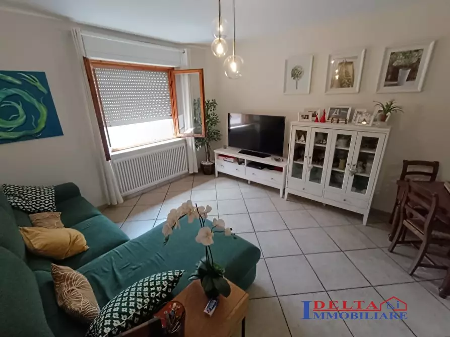 Immagine 3 di Appartamento in vendita  a Rosignano Marittimo