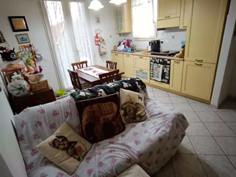 Immagine 4 di Appartamento in vendita  a Rosignano Marittimo