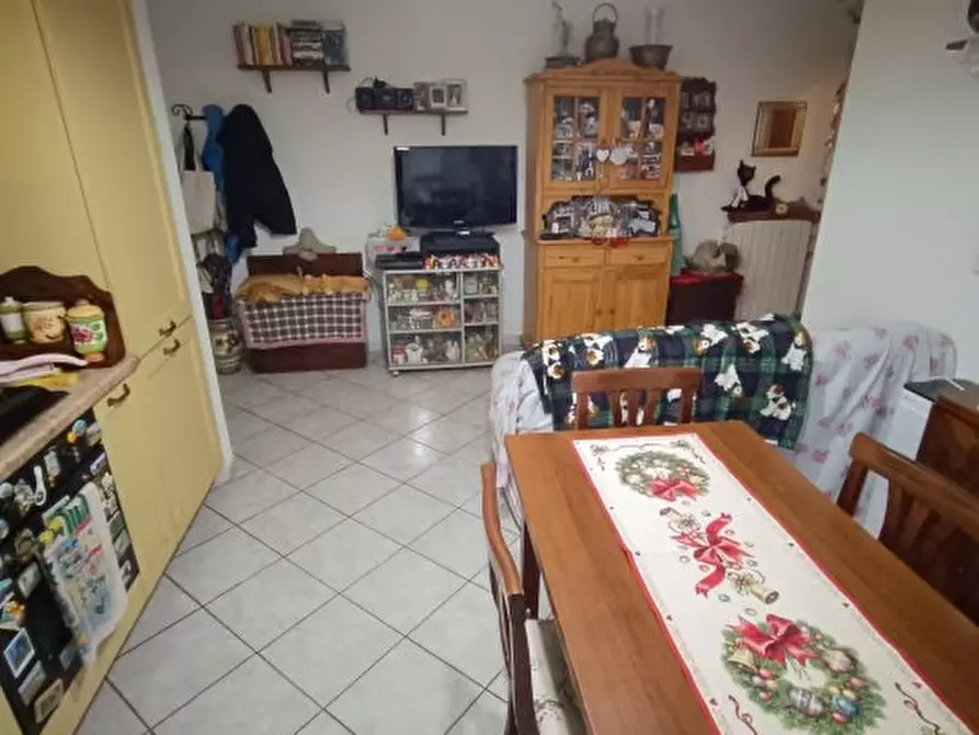 Immagine 3 di Appartamento in vendita  a Rosignano Marittimo