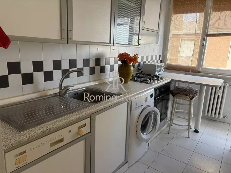 Immagine 5 di Appartamento in vendita  a Livorno