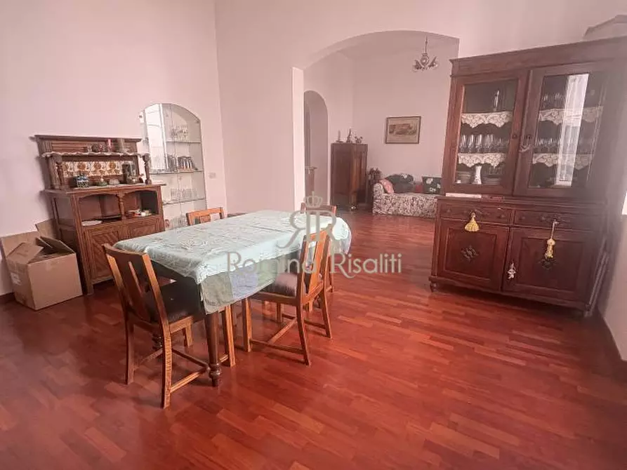 Immagine 3 di Appartamento in vendita  a Livorno