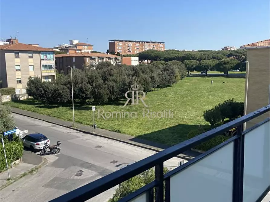 Immagine 5 di Appartamento in vendita  a Livorno