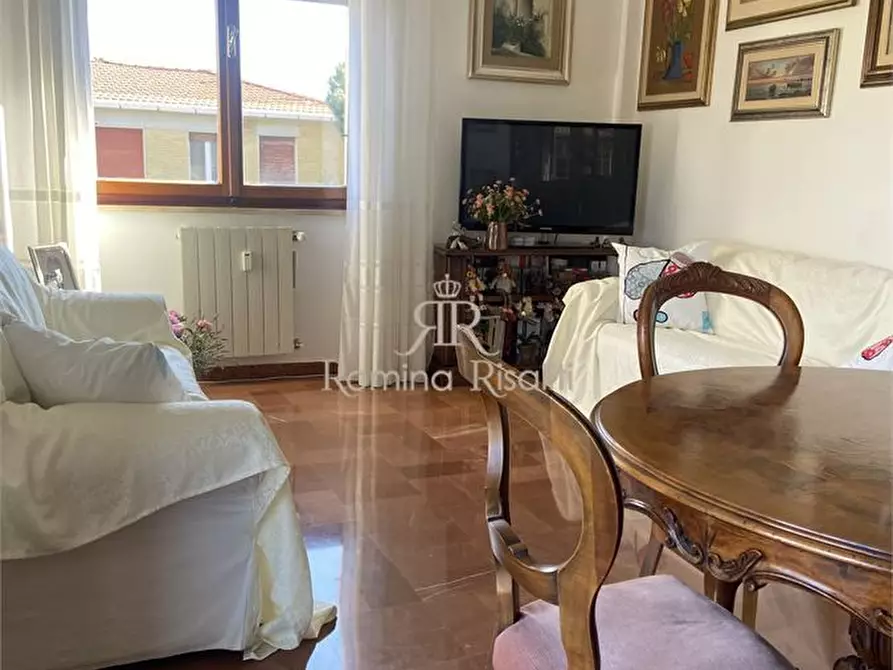 Immagine 8 di Appartamento in vendita  a Livorno