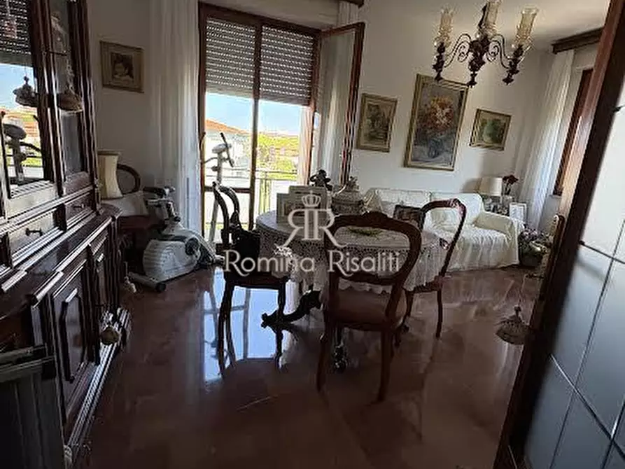 Immagine 4 di Appartamento in vendita  a Livorno