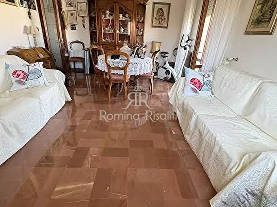 Immagine 2 di Appartamento in vendita  a Livorno