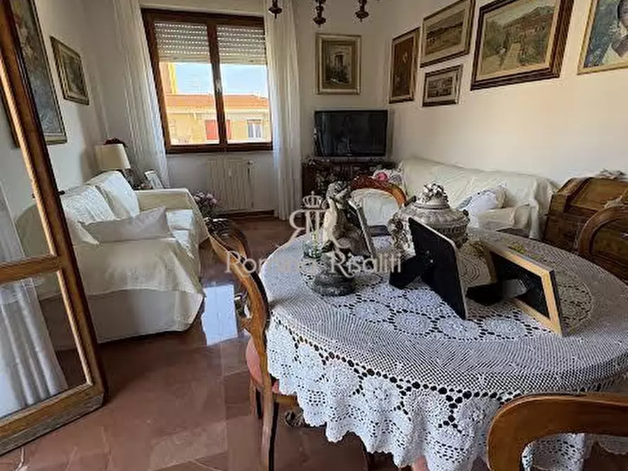 Immagine 3 di Appartamento in vendita  a Livorno