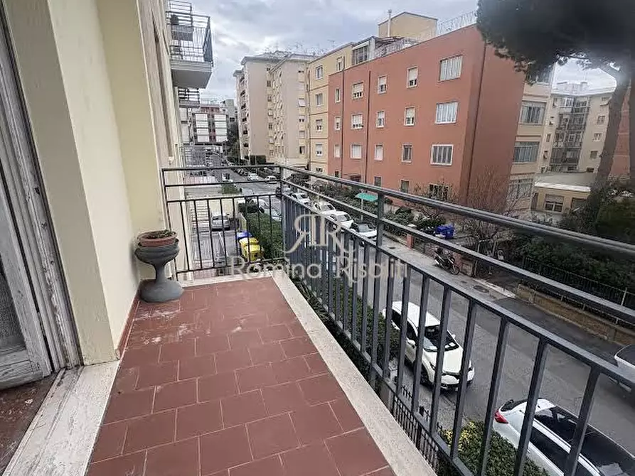 Immagine 8 di Appartamento in vendita  a Livorno