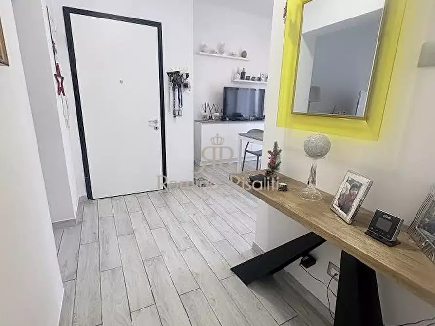 Immagine 5 di Appartamento in vendita  a Livorno