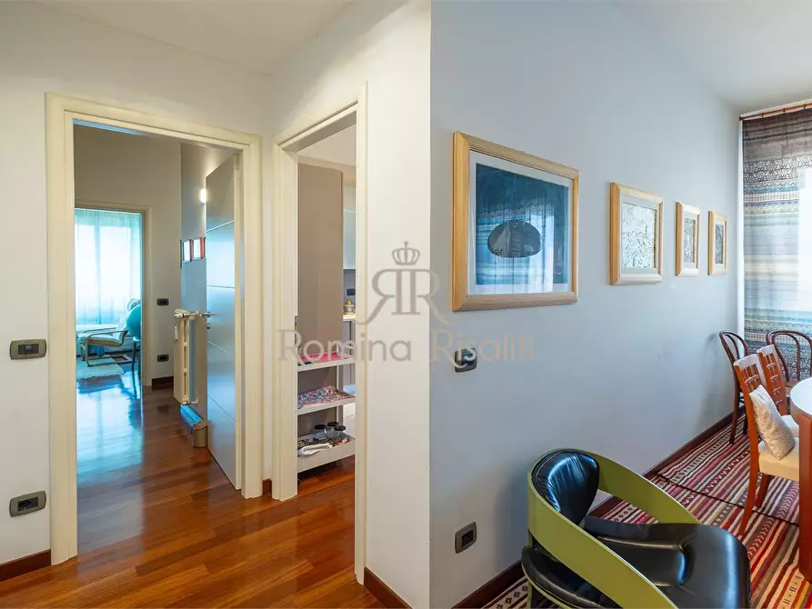 Immagine 8 di Appartamento in vendita  a Livorno